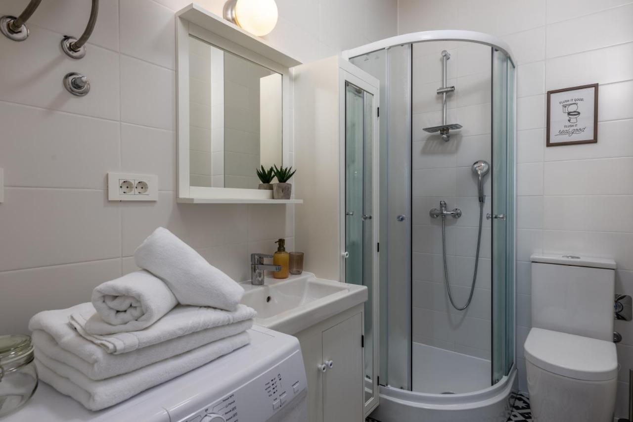Agostini - Self Check-In Studios - Free Gated Parking On Site Rijeka Exterior photo