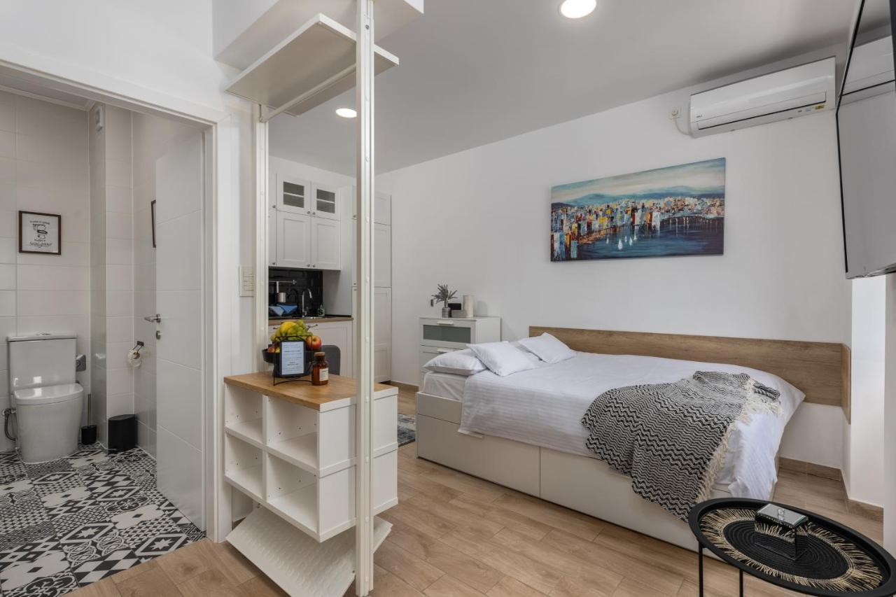 Agostini - Self Check-In Studios - Free Gated Parking On Site Rijeka Exterior photo