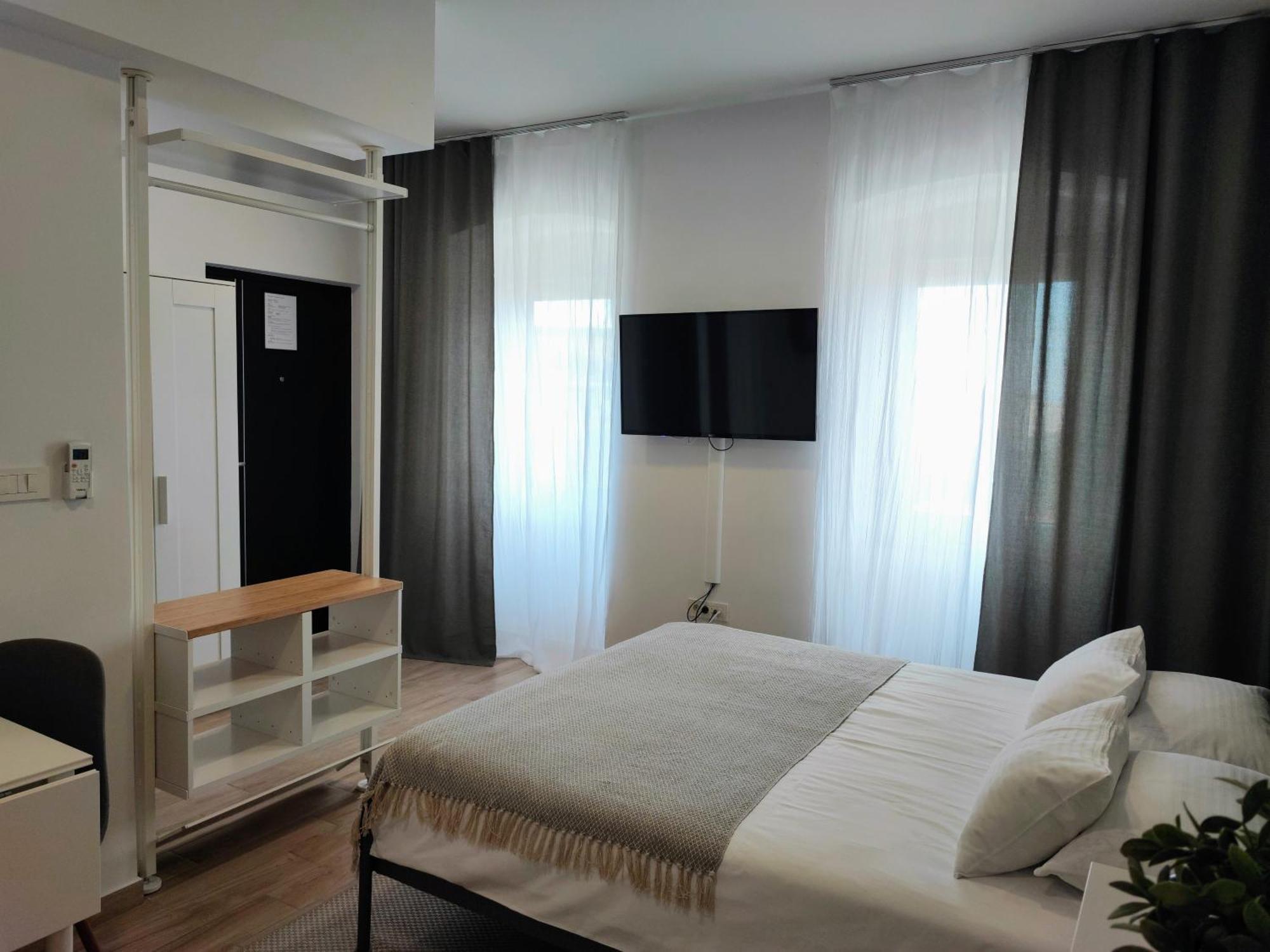 Agostini - Self Check-In Studios - Free Gated Parking On Site Rijeka Exterior photo